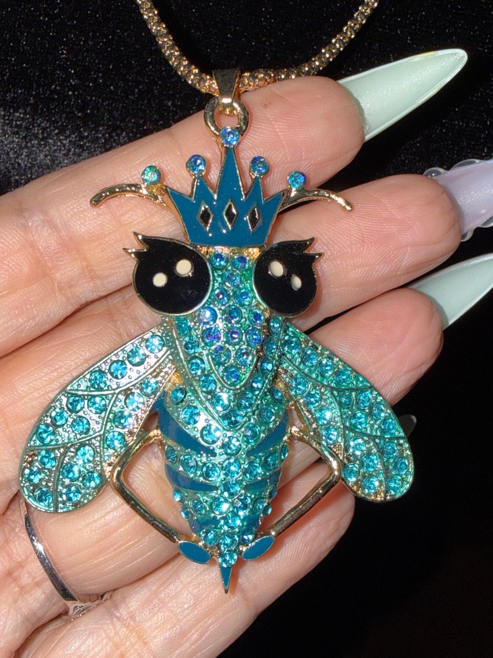 Betsey Johnson Blue and Gold Bee Pendant Necklace - Picture 3 of 6